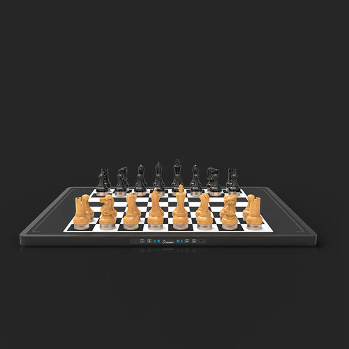 RoboChess – Fortschrittliches Roboter-Schachbrett mit Holzfiguren